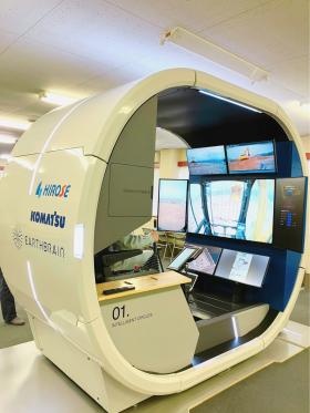 遠隔操作システム（参照：現場サポートスタッフオペレーター）