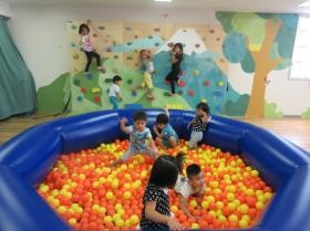 本厚木ふたば保育園 リトミックルーム