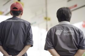 石油部スタッフ