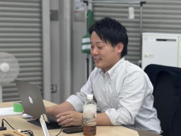 営業課 課長です。若きエースとして営業課を引っ張っています！