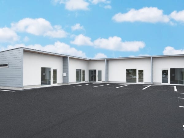 SNSとHPの運用スタッフ