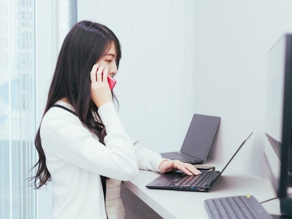 20代30代の同年代が多く、何かあれば周りのみんなでサポート。チームで頑張る社風だから安心です！