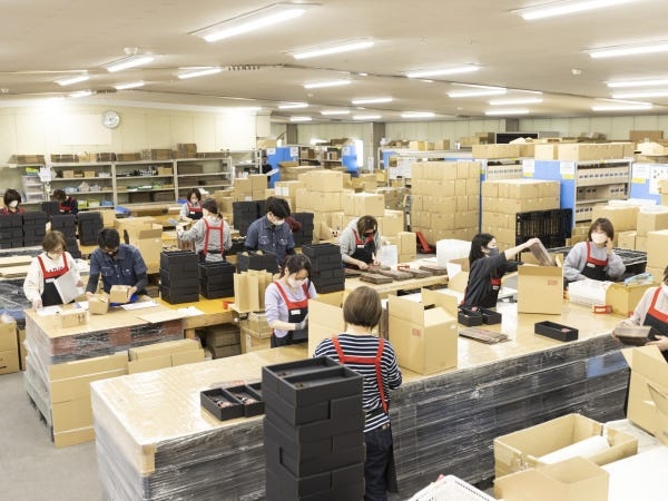 軽作業スタッフ・倉庫内の軽作業スタッフ（未経験可・社割あり）