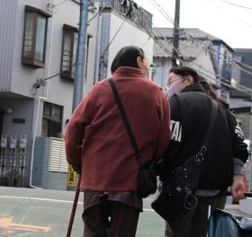 利用者様と一緒に外出「移動支援サービス」