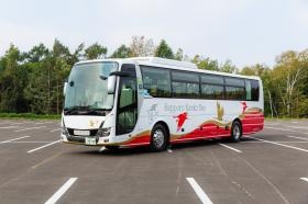 大型バス｜丹頂カラー（三菱ふそうエアロエース）