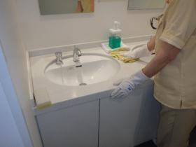 テナント内の清掃、常に綺麗な状態を維持しております。