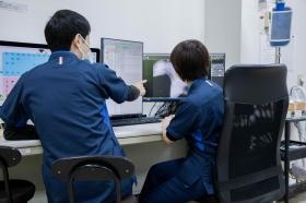 獣医師ディスカッション中