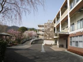 伊勢原ホーム 外観