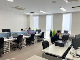 西東京営業所執務室