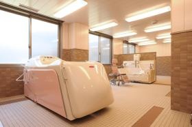 多床型特養浴室 リフト型入浴装置、個浴があります