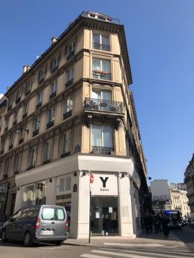 パリのサロン外観