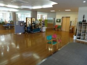 ケアプレイスオリーブ（本社）入り口