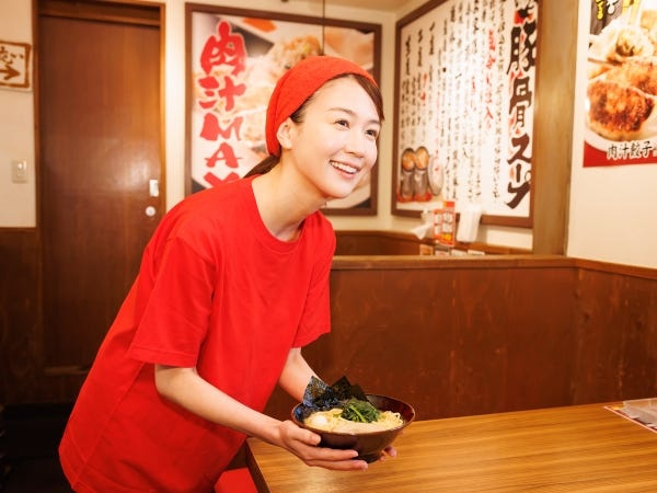 ラーメン屋スタッフ・ラーメン店のスタッフ・簡単な調理補助（ホール）