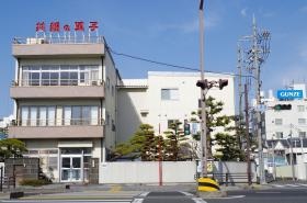 名古屋市西区で菓子・製造を行っております。