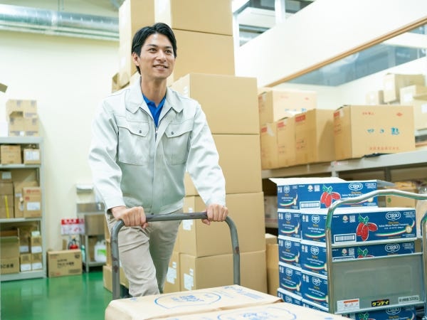 男性活躍中！ナースステーションに医療診材をお届けするお仕事です。