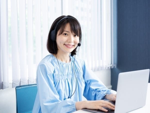 オンライン接客という、今どきのスタイルで働いてみませんか？覚えることは多くないので、どなたでもチャレンジいただけます！