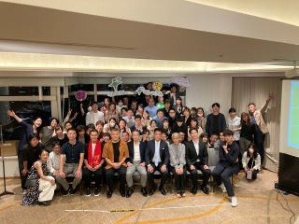 クリエイティブスタッフ大募集！人柄・意欲重視です♪成長企業であなたの可能性を広げてください！