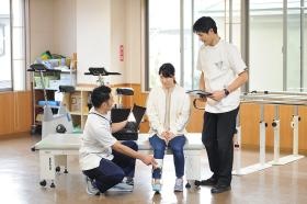 リハビリ専門医を中心とした専門家によるチームアプローチ