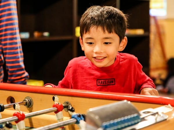 赤ちゃんからシニアまで、年間14万名が来館する施設です。