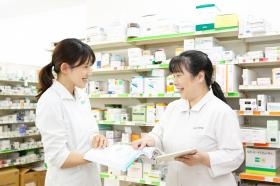 調剤室のお仕事の様子です。