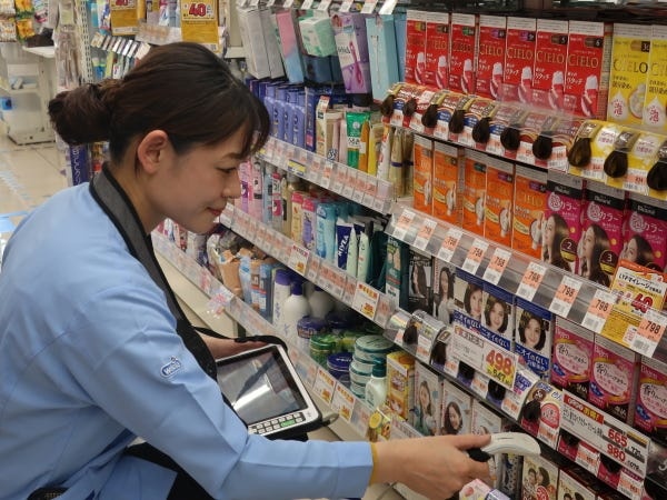 お薬や商品の知識は勤務にあたり丁寧にお教えいたしますので未経験でも安心してご応募ください。