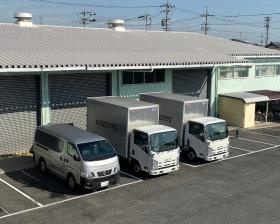 商品は当社の営業スタッフがお客様のもとへ直接お届け。