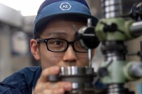 作業風景（測定作業）