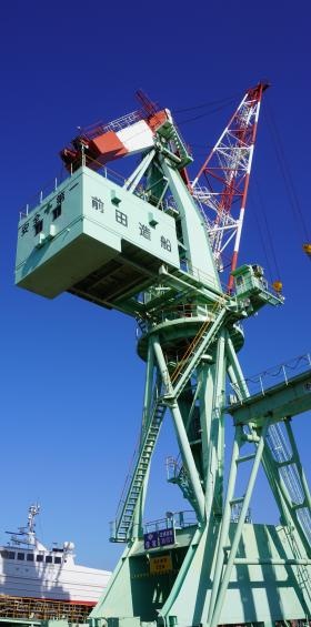 メインクレーン