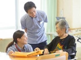 「笑顔を守り続け、おだやかな日常を過ごしていただくために♪」