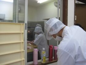 パン・菓子つくりの調理場