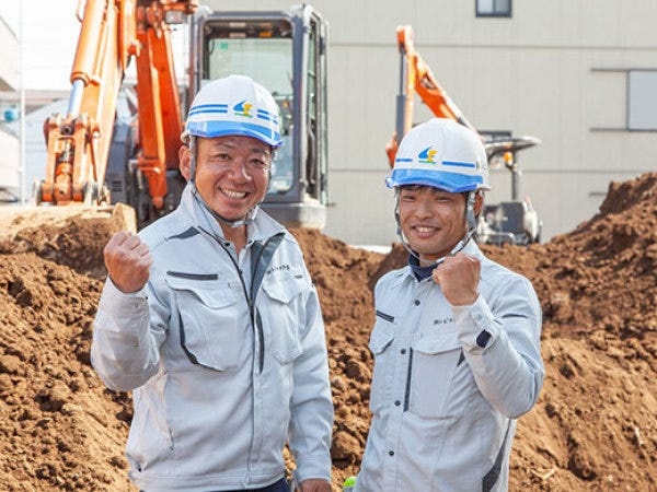 現場監督（性別不問）