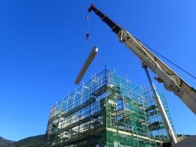 避難タワー（梁架設）