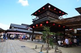 太鼓演奏もおかげ横丁でのお楽しみの一つです。