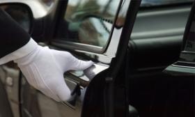 役員運転手派遣サービス