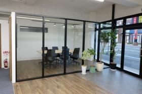 オペレーションサポートセンター＿会議室