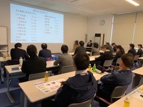 セミナーの講師も務めます