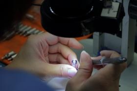 仕上検査係作業風景２