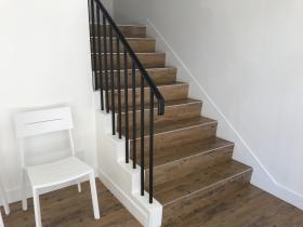 室内は白を基調としています