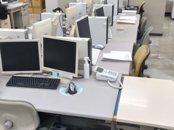 業務用酒類販売企業の受注代行業務を通じて、クライアントの信頼を支える重要な役割を担い、やりがいを感じられる仕事です。