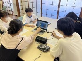 インターネット環境さえあれば、どこでも学習可能です。
