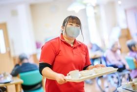 施設見学をして働く場所を決めてほしいと思っています。