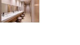 オフィスビル内シャワー室