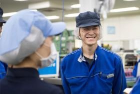 本社・印刷工場の様子。未経験でも丁寧に指導します！