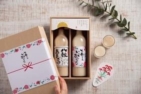 パッケージ工場では、箱やカードも印刷しています