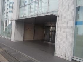 宇都宮支店入居ビル正面入口。面接場所になります。