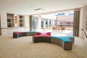 広々としたバルコニーに続くフリースペース