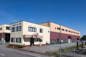 本社組立工場、駐車場完備です◎