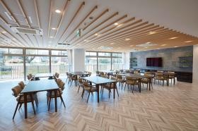 広々とした食堂