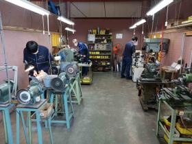 自社製刃物制作風景