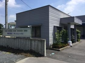 社屋 近隣に駐車場もあります 車通勤可